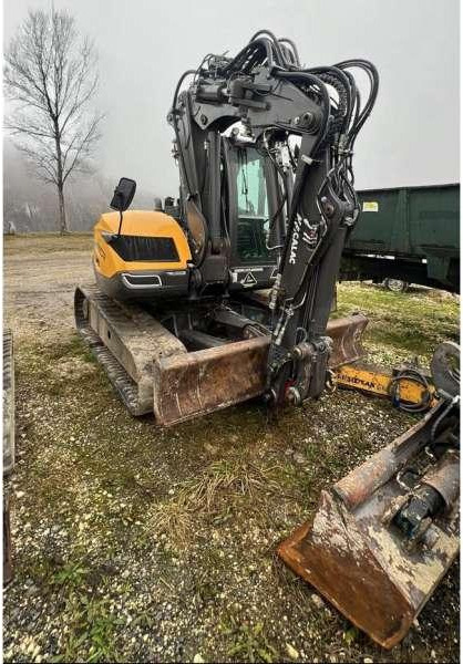 Mecalac 10MCR - Ekskavator perayap: gambar 4 Mecalac 10MCR - Ekskavator perayap: gambar 4