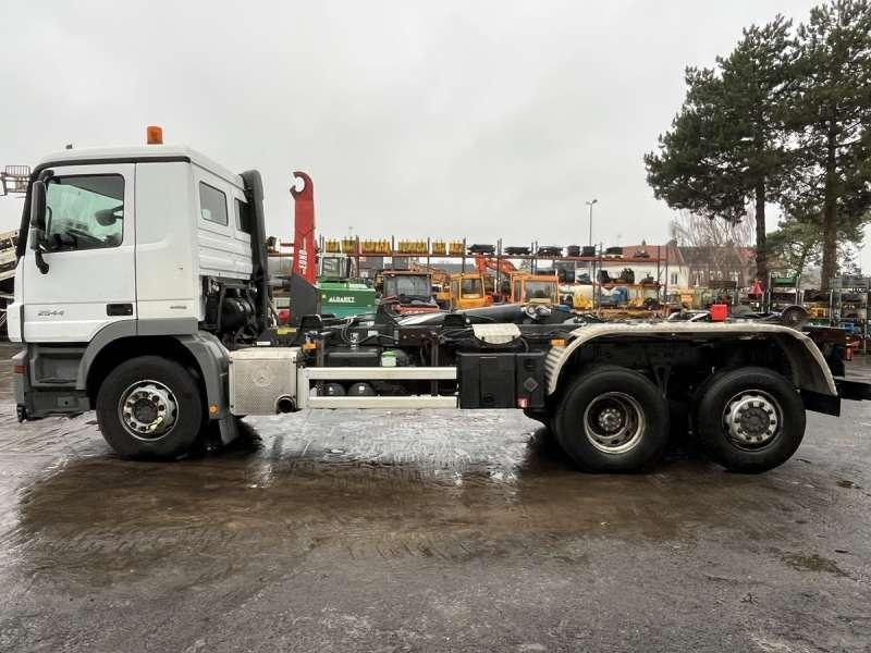 Mercedes ACTROS 2544 - Hook lift: gambar 4 Mercedes ACTROS 2544 - Hook lift: gambar 4