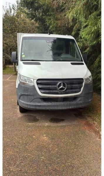 Mercedes Sprinter - Truk jungkit: gambar 4 Mercedes Sprinter - Truk jungkit: gambar 4
