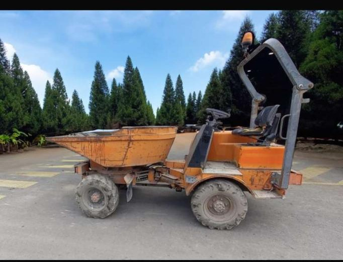 ROBERT AEBI RACO 1600 HR MACHINES SUISSE - Tempat sampah mini: gambar 1 ROBERT AEBI RACO 1600 HR MACHINES SUISSE - Tempat sampah mini: gambar 1