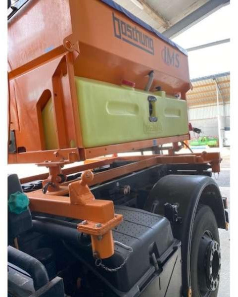 Unimog UNIMOG - Truk bajak salju: gambar 5 Unimog UNIMOG - Truk bajak salju: gambar 5