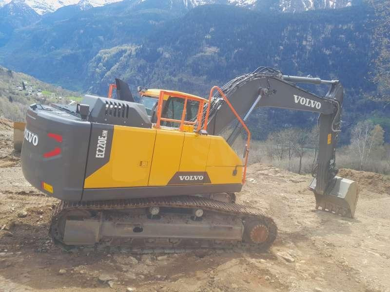 Volvo EC220ENH - Ekskavator perayap: gambar 2 Volvo EC220ENH - Ekskavator perayap: gambar 2