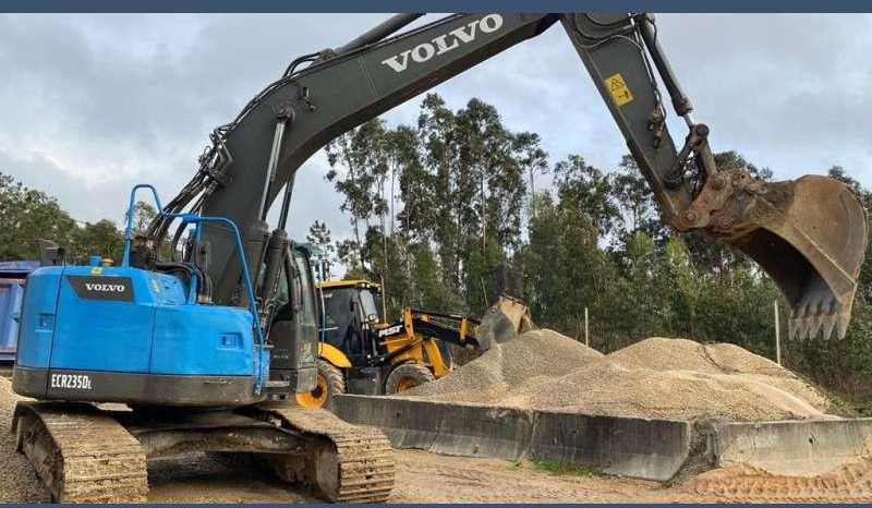 Volvo ECR235DL - Ekskavator perayap: gambar 1 Volvo ECR235DL - Ekskavator perayap: gambar 1