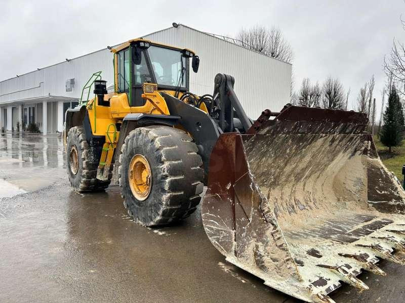 Volvo L220H - Wheel loader: gambar 3 Volvo L220H - Wheel loader: gambar 3