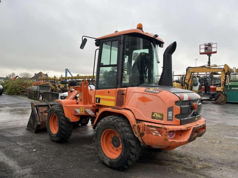 Volvo L30G - Wheel loader: gambar 5 Volvo L30G - Wheel loader: gambar 5