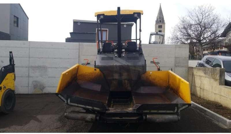Volvo P2820D MACHINE SUISSE - Paver aspal: gambar 4 Volvo P2820D MACHINE SUISSE - Paver aspal: gambar 4