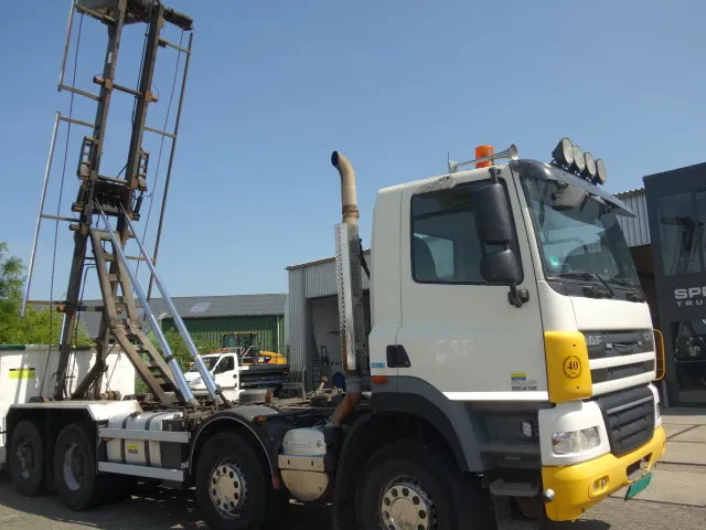 DAF CF 410 8X4 NCH CONTAINER SYSTEEM 32 TON 90 graden silo containers,25 CUB CONTAINER - Truk pembawa sistem kabel: gambar 5 DAF CF 410 8X4 NCH CONTAINER SYSTEEM 32 TON 90 graden silo containers,25 CUB CONTAINER - Truk pembawa sistem kabel: gambar 5