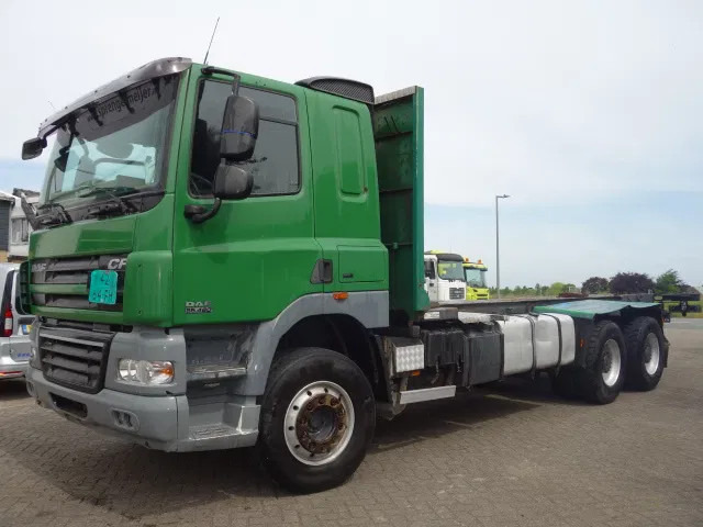 DAF CF85 6X4 460PK MANUAL GEARBOX STEEL SPRINGS - Truk sasis: gambar 1 DAF CF85 6X4 460PK MANUAL GEARBOX STEEL SPRINGS - Truk sasis: gambar 1