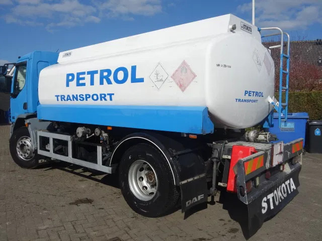 DAF LF 55.220 12000 LITER MANUAL GEARBOX - Truk tangki: gambar 3 DAF LF 55.220 12000 LITER MANUAL GEARBOX - Truk tangki: gambar 3