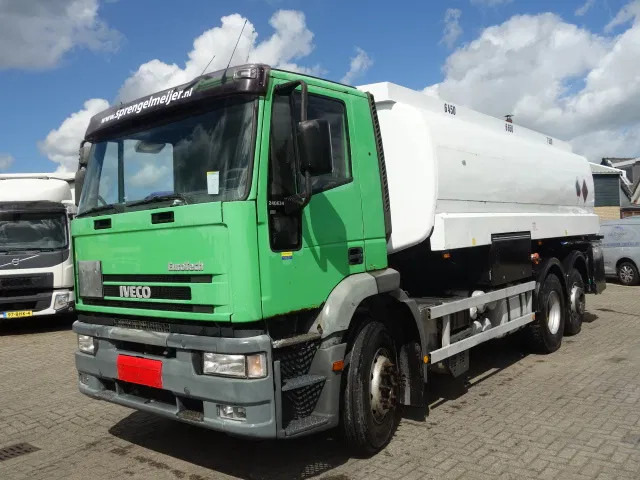 Iveco Eurotech 260 -34 FEULTANK TRUCK 20600 L MANUAL POMP - Truk tangki: gambar 2 Iveco Eurotech 260 -34 FEULTANK TRUCK 20600 L MANUAL POMP - Truk tangki: gambar 2