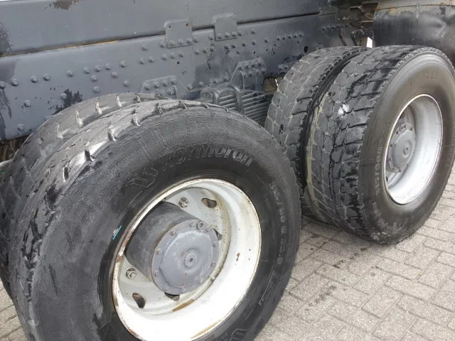 MAN 35-403 meiller kipper 8x6 - Truk jungkit: gambar 4 MAN 35-403 meiller kipper 8x6 - Truk jungkit: gambar 4