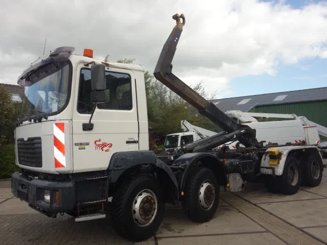 MAN 364 8x4 - Truk sasis: gambar 3 MAN 364 8x4 - Truk sasis: gambar 3