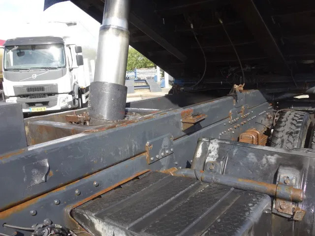 MAN 41-414 MEILLER KIPPER 8X4,MANUAL POMP - Truk jungkit: gambar 5 MAN 41-414 MEILLER KIPPER 8X4,MANUAL POMP - Truk jungkit: gambar 5