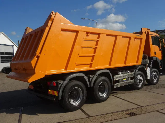 MAN TGA 41-440 8X6 MANUAL GEARBOX 22M3 MEILLER TIPPER - Truk jungkit: gambar 2 MAN TGA 41-440 8X6 MANUAL GEARBOX 22M3 MEILLER TIPPER - Truk jungkit: gambar 2