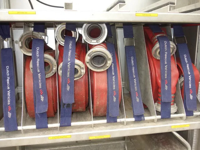 MAN TGM 15.250 FIRE TRUCK,2000 LITER TANK, FOAM TANK, AIRCO,WITH EQUIPMENT - Truk pemadam kebakaran: gambar 4 MAN TGM 15.250 FIRE TRUCK,2000 LITER TANK, FOAM TANK, AIRCO,WITH EQUIPMENT - Truk pemadam kebakaran: gambar 4