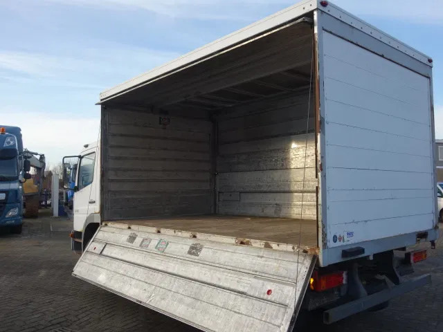 Mercedes-Benz ATEGO 1215 STEEL SPRINGS MANUAL GEARBOX - Truk box: gambar 2 Mercedes-Benz ATEGO 1215 STEEL SPRINGS MANUAL GEARBOX - Truk box: gambar 2