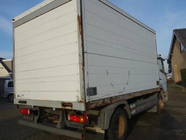 Mercedes-Benz ATEGO 1215 STEEL SPRINGS MANUAL GEARBOX - Truk box: gambar 4 Mercedes-Benz ATEGO 1215 STEEL SPRINGS MANUAL GEARBOX - Truk box: gambar 4