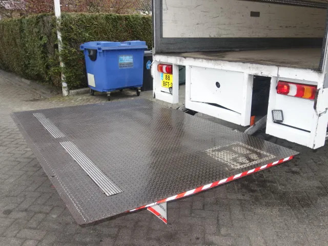 Mercedes-Benz Antos 2027 - Truk box: gambar 5 Mercedes-Benz Antos 2027 - Truk box: gambar 5
