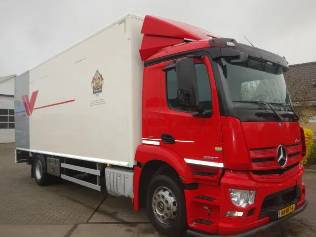 Mercedes-Benz Antos 2027 - Truk box: gambar 3 Mercedes-Benz Antos 2027 - Truk box: gambar 3