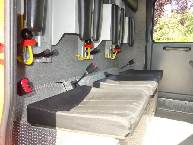 Leasing Mercedes-Benz Atego 1326 FIRE TRUCK Mercedes-Benz Atego 1326 FIRE TRUCK: gambar 16