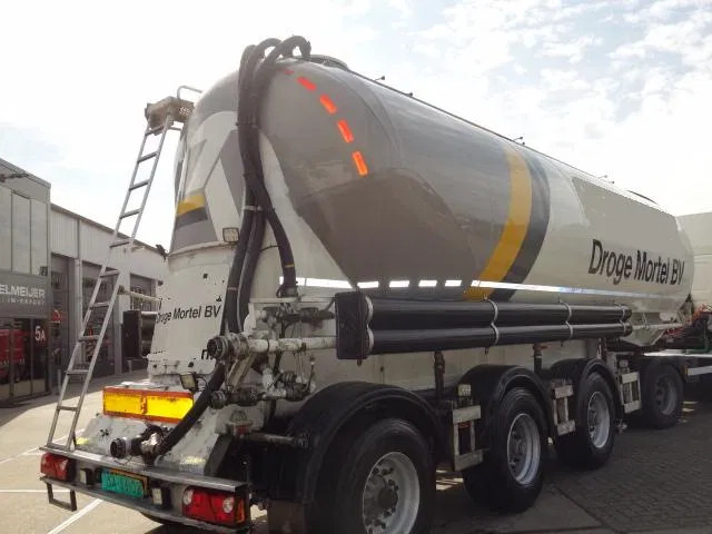 SPITZER 39m3  3 compartments,STOFFILTER, - Semi-trailer tangki: gambar 3 SPITZER 39m3  3 compartments,STOFFILTER, - Semi-trailer tangki: gambar 3