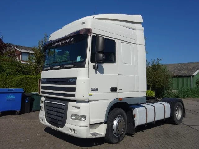 DAF XF 105.460 zf intarder - Tractor head: gambar 1 DAF XF 105.460 zf intarder - Tractor head: gambar 1