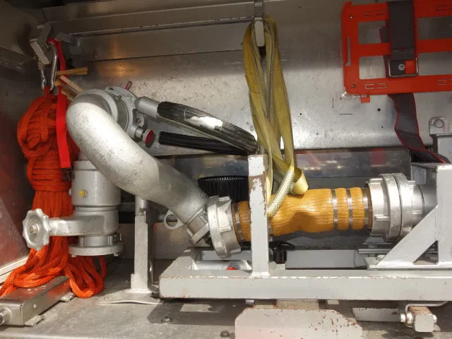 DAF LF 250 METZ 30 meter - Truk: gambar 4 DAF LF 250 METZ 30 meter - Truk: gambar 4