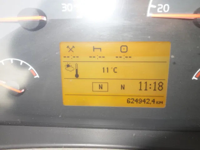 Volvo FE 260 20,5 TON TOTAL - Truk box: gambar 4 Volvo FE 260 20,5 TON TOTAL - Truk box: gambar 4