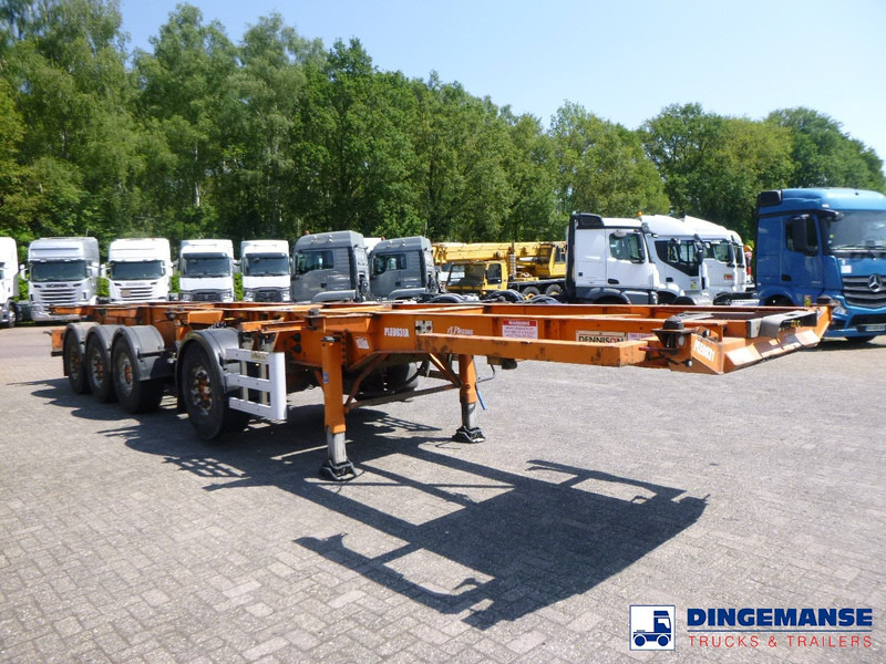 Dennison 4-axle container combi trailer (3 + 1 axles) 20-30-40-45 ft - Semi-trailer pengangkut mobil: gambar 2 Dennison 4-axle container combi trailer (3 + 1 axles) 20-30-40-45 ft - Semi-trailer pengangkut mobil: gambar 2