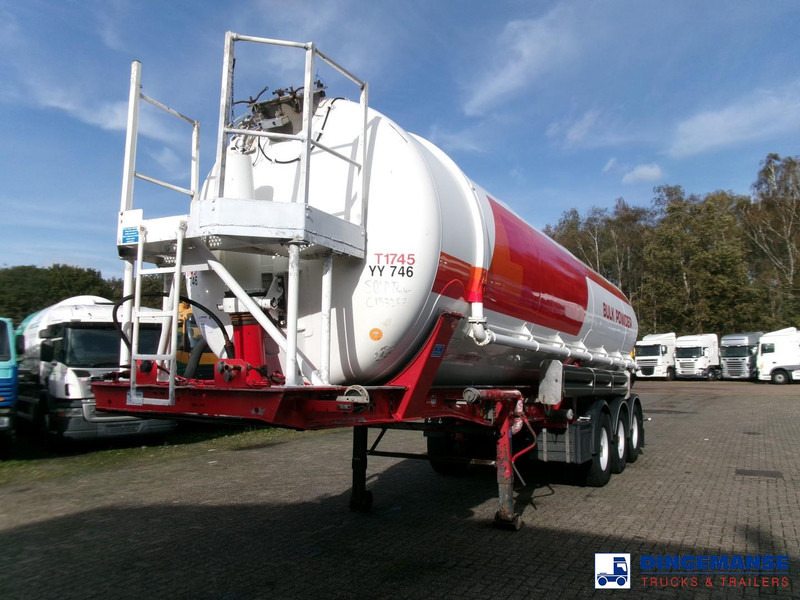 Feldbinder Powder tank alu 41 m3 (tipping) - Semi-trailer tangki: gambar 1 Feldbinder Powder tank alu 41 m3 (tipping) - Semi-trailer tangki: gambar 1