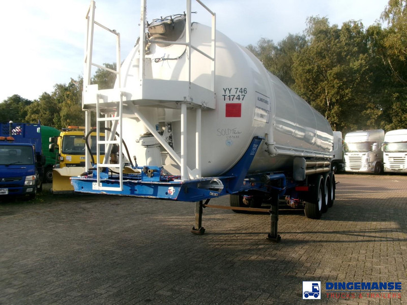 Feldbinder Powder tank alu 41 m3 (tipping) - Semi-trailer tangki: gambar 1 Feldbinder Powder tank alu 41 m3 (tipping) - Semi-trailer tangki: gambar 1