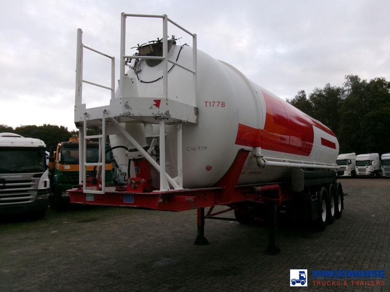 Feldbinder Powder tank alu 41 m3 (tipping) - Semi trailer silo: gambar 1 Feldbinder Powder tank alu 41 m3 (tipping) - Semi trailer silo: gambar 1