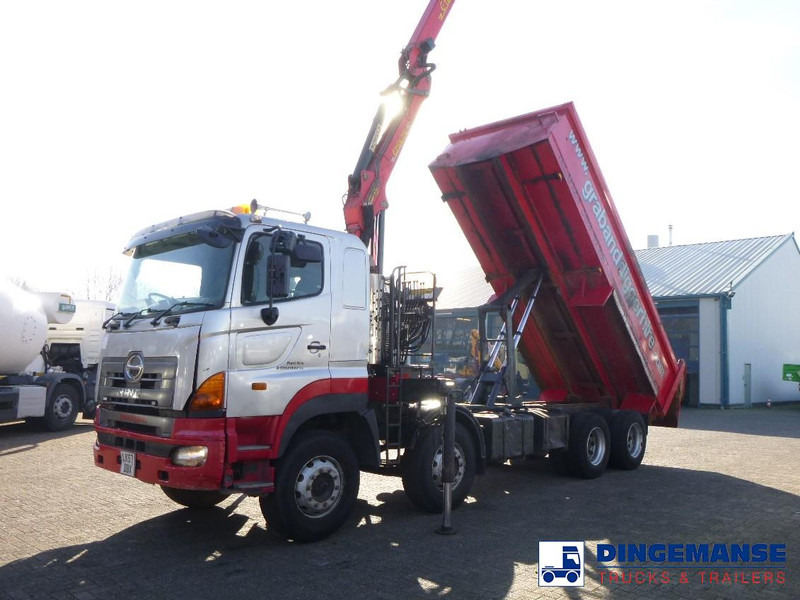 Hino FY1EUKA 8x4 tipper RHD + Palfinger E120L + grapple - Truk derek: gambar 1 Hino FY1EUKA 8x4 tipper RHD + Palfinger E120L + grapple - Truk derek: gambar 1