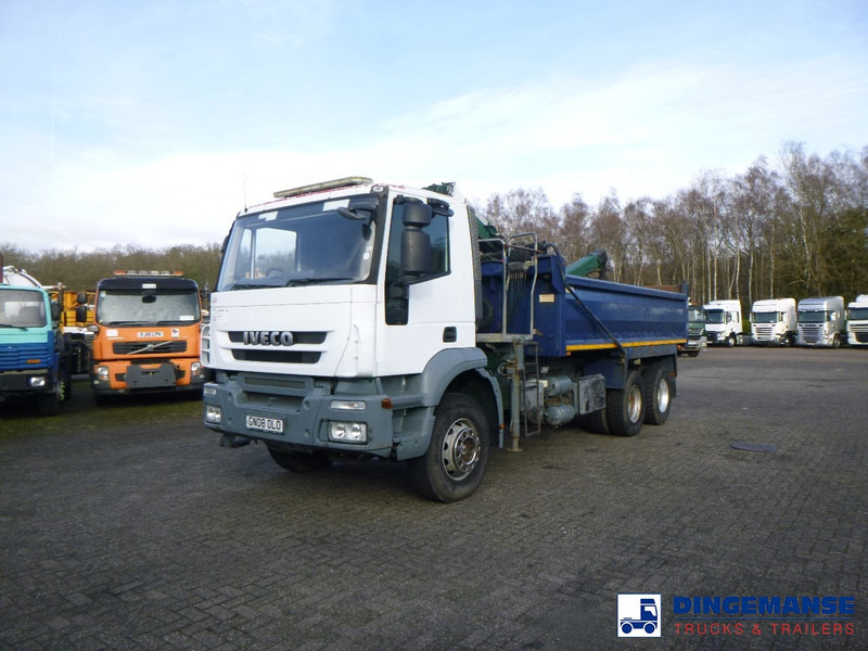 Iveco AD260T33 6X4 RHD tipper + HMF crane - Truk derek: gambar 5 Iveco AD260T33 6X4 RHD tipper + HMF crane - Truk derek: gambar 5