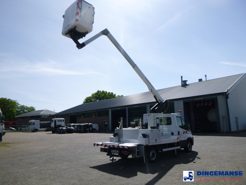 Iveco Daily 35-140 4x2 Euro 6 Klubb K26 manlift - Platform pengangkat: gambar 4 Iveco Daily 35-140 4x2 Euro 6 Klubb K26 manlift - Platform pengangkat: gambar 4