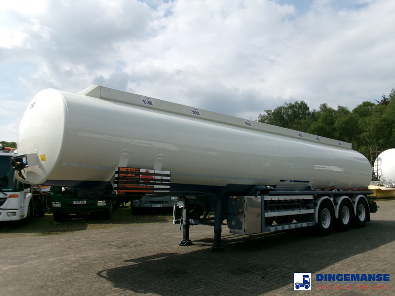 LAG Fuel tank alu 44.5 m3 / 6 + pump - Semi-trailer tangki: gambar 1 LAG Fuel tank alu 44.5 m3 / 6 + pump - Semi-trailer tangki: gambar 1