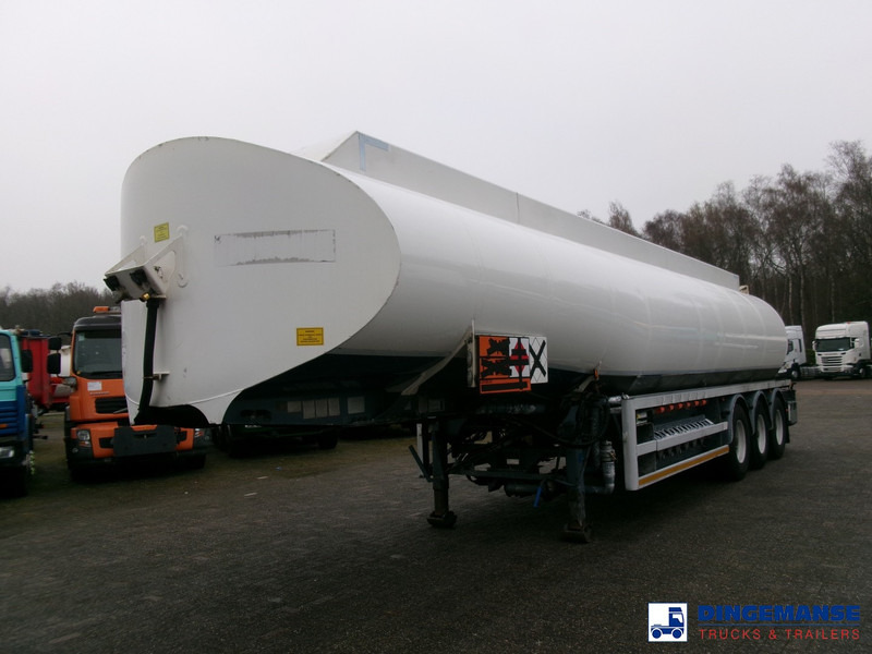 Lakeland Fuel tank alu 42.8 m3 / 6 comp + pump - Semi-trailer tangki: gambar 1 Lakeland Fuel tank alu 42.8 m3 / 6 comp + pump - Semi-trailer tangki: gambar 1