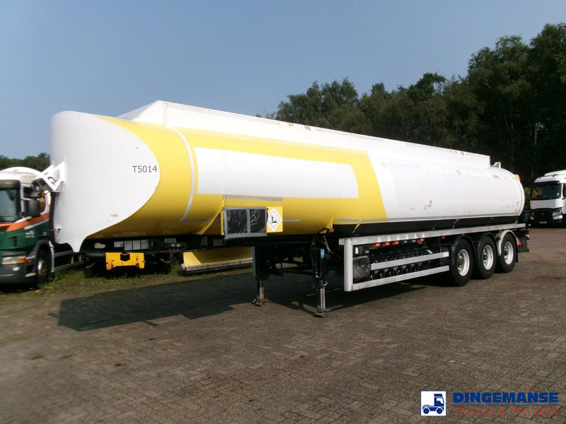 Lakeland Fuel tank alu 43 m3 / 6 comp - Semi-trailer tangki: gambar 1 Lakeland Fuel tank alu 43 m3 / 6 comp - Semi-trailer tangki: gambar 1