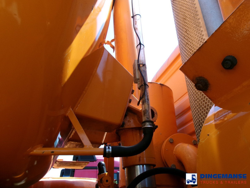 Leasing MAN 41.463 8x4 Euro 2 vacuum tank ADR 15 m3 / 2 comp MAN 41.463 8x4 Euro 2 vacuum tank ADR 15 m3 / 2 comp: gambar 19