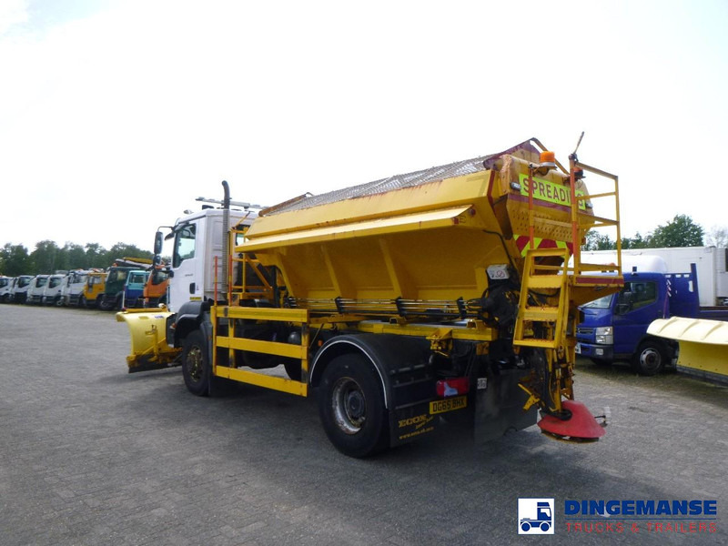 MAN TGM 18.290 4X4 RHD gritter / snow plough - Truk bajak salju: gambar 3 MAN TGM 18.290 4X4 RHD gritter / snow plough - Truk bajak salju: gambar 3