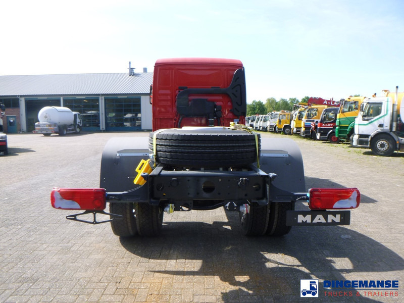 MAN TGM 18.320 4x4 BB chassis / new/unused - Truk sasis: gambar 5 MAN TGM 18.320 4x4 BB chassis / new/unused - Truk sasis: gambar 5