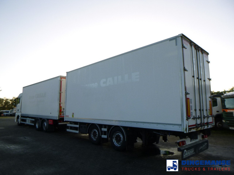 MAN TGX 26.440 6X2 high volume + Fruehauf closed box trailer - Truk box: gambar 3 MAN TGX 26.440 6X2 high volume + Fruehauf closed box trailer - Truk box: gambar 3