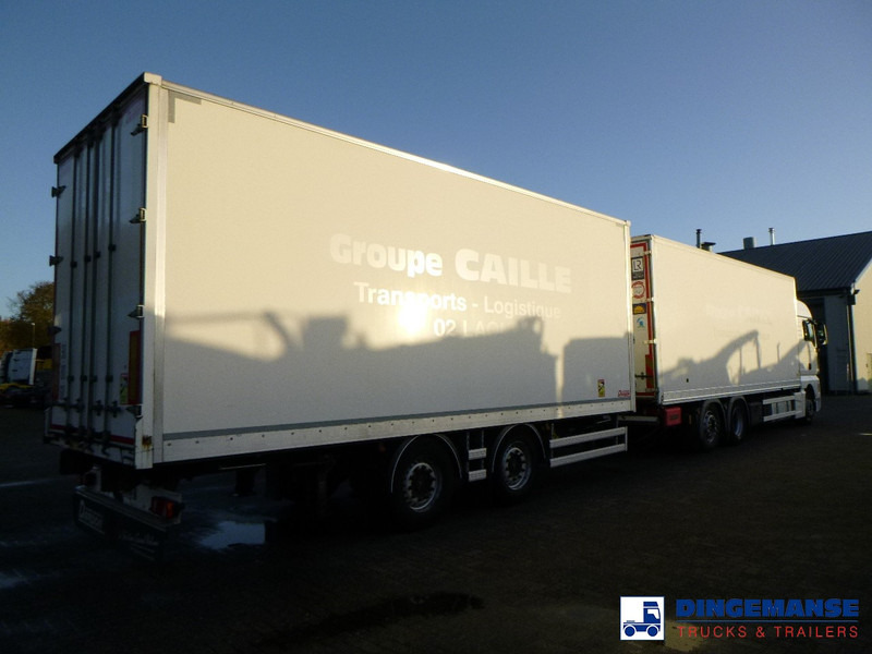 MAN TGX 26.440 6X2 high volume + Fruehauf closed box trailer - Truk box: gambar 4 MAN TGX 26.440 6X2 high volume + Fruehauf closed box trailer - Truk box: gambar 4