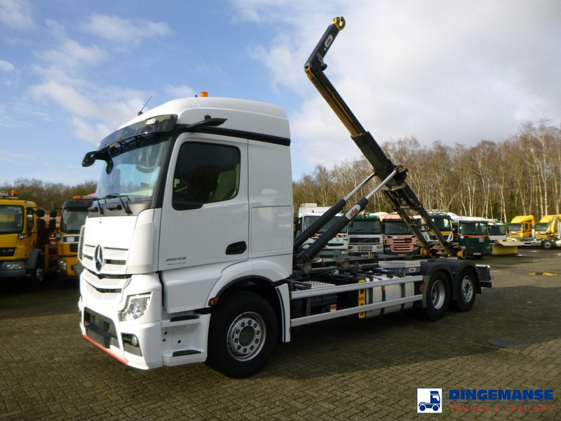 Mercedes-Benz Actros 2843 6x2 Hyva container hook 20t - Hook lift: gambar 1 Mercedes-Benz Actros 2843 6x2 Hyva container hook 20t - Hook lift: gambar 1