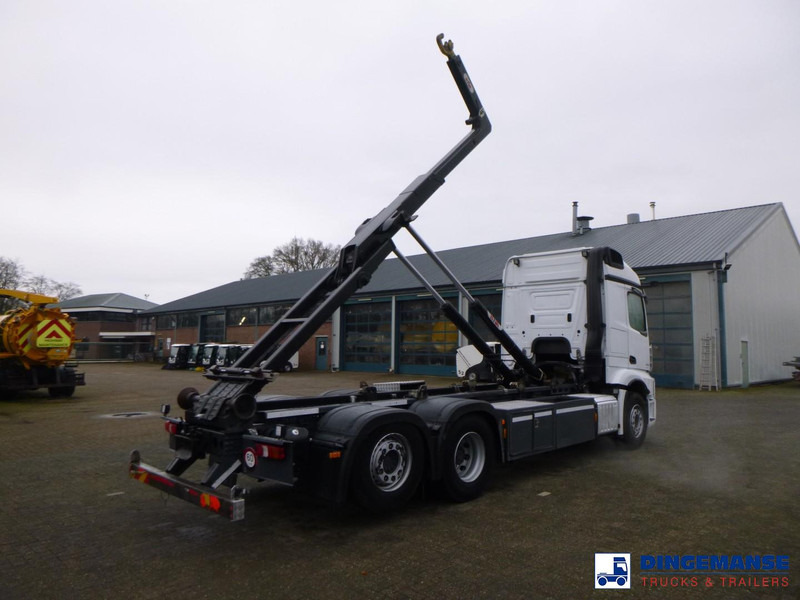 Mercedes-Benz Actros 2843 6x2 Hyva container hook 20t - Hook lift: gambar 4 Mercedes-Benz Actros 2843 6x2 Hyva container hook 20t - Hook lift: gambar 4