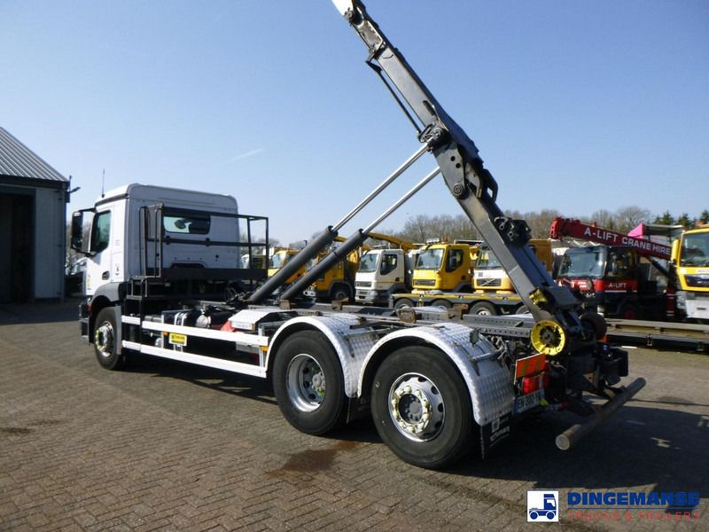 Mercedes-Benz Antos 2543 6x2 Euro 6 Garnier container hook lift 18t - Hook lift: gambar 3 Mercedes-Benz Antos 2543 6x2 Euro 6 Garnier container hook lift 18t - Hook lift: gambar 3