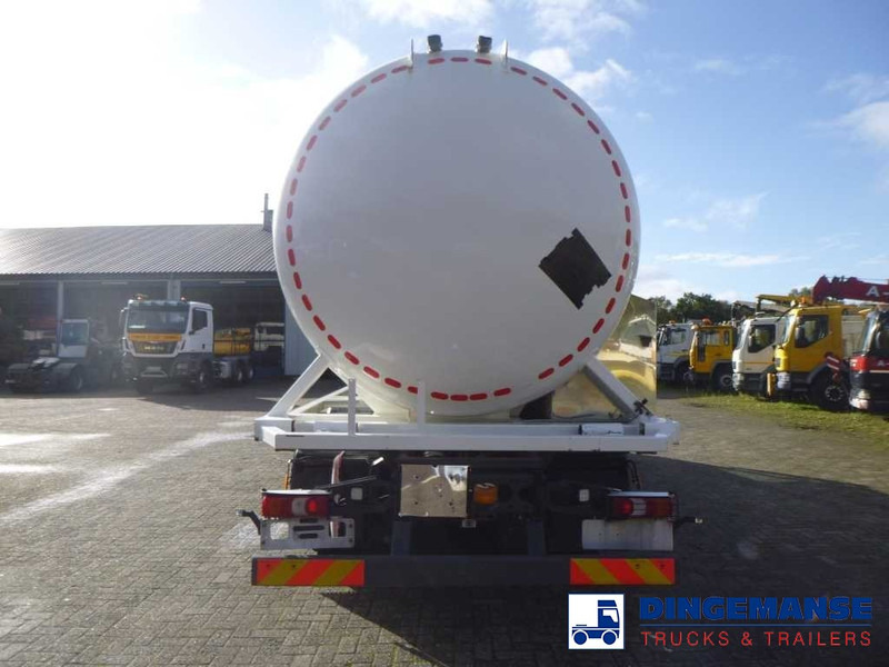 Mercedes-Benz Antos 2635 6x2 gas tank 28 m3 - Truk tangki: gambar 5 Mercedes-Benz Antos 2635 6x2 gas tank 28 m3 - Truk tangki: gambar 5
