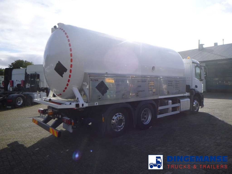 Mercedes-Benz Antos 2635 6x2 gas tank 28 m3 - Truk tangki: gambar 4 Mercedes-Benz Antos 2635 6x2 gas tank 28 m3 - Truk tangki: gambar 4
