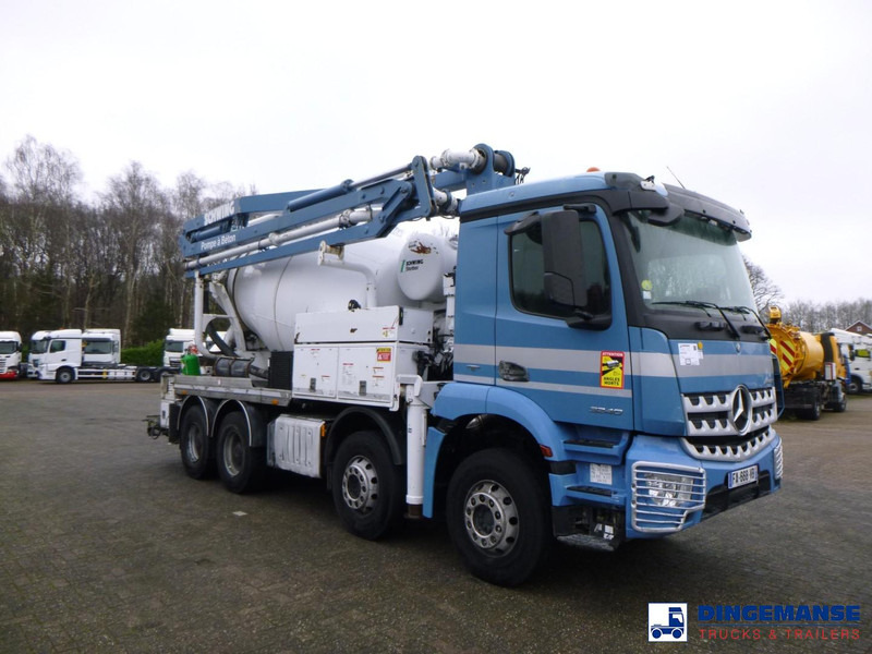 Mercedes-Benz Arocs 3240 8x4 Schwing-Stetter pump / mixer - Truk pompa beton: gambar 2 Mercedes-Benz Arocs 3240 8x4 Schwing-Stetter pump / mixer - Truk pompa beton: gambar 2