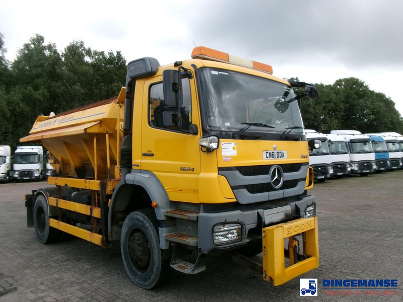 Mercedes-Benz Axor 1824 4x4 RHD salt spreader / gritter - Truk bajak salju: gambar 2 Mercedes-Benz Axor 1824 4x4 RHD salt spreader / gritter - Truk bajak salju: gambar 2
